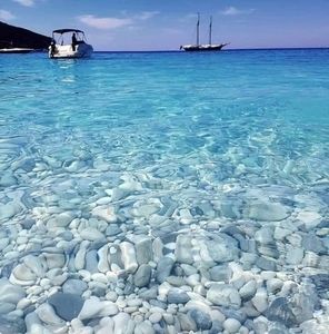 Meet your Posher, Sandrah